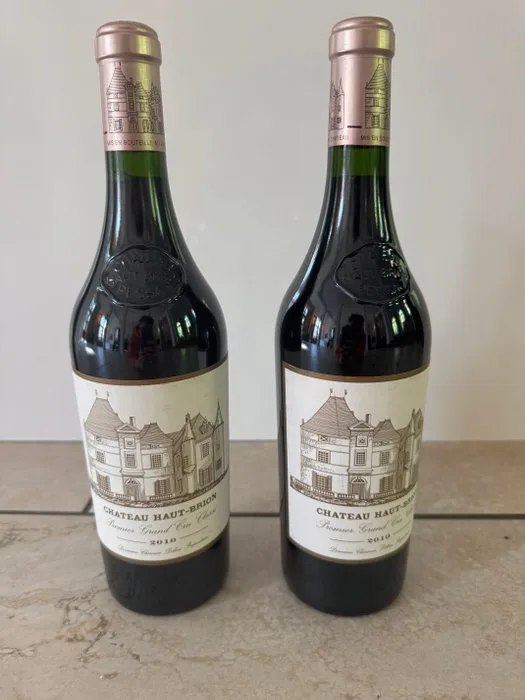 2010 Chateau Haut-Brion - Pessac-Léognan 1er Grand Cru Classé - 2 Bottles (0.75L)