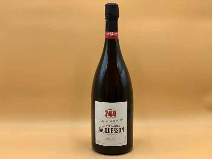 Jacquesson, Cuvée N° 744 D.T Grand Vin " Dégorgement Tardif " " Limited Édition" - Champagne Extra Brut - 1 Magnum (1.5L)