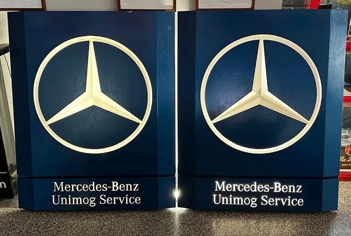 Sign - Mercedes-Benz - illuminated Unimog Service dealer sign - Large size