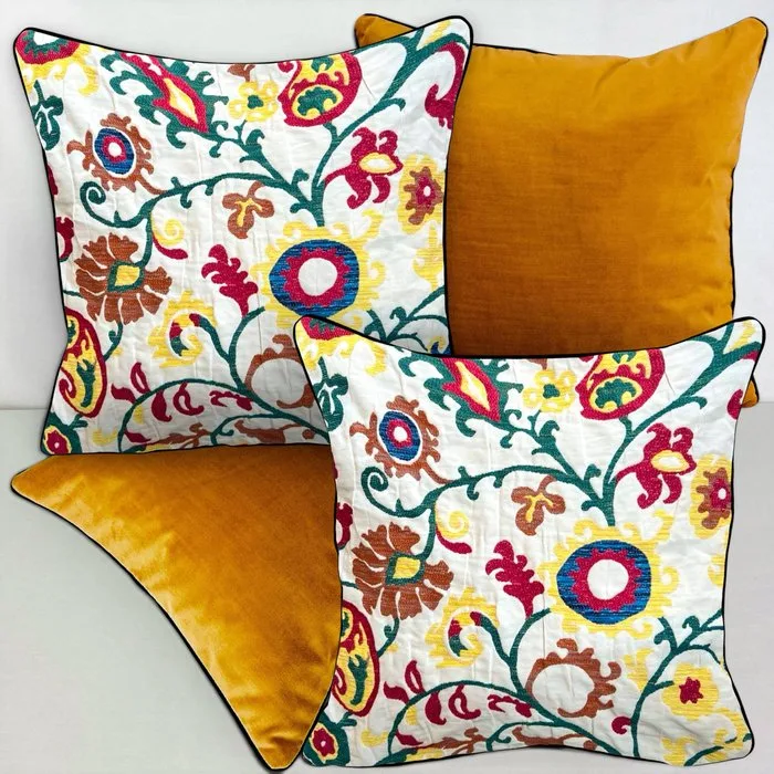 ETRO HOME - New set -Two cushions in a set of four - Cushion