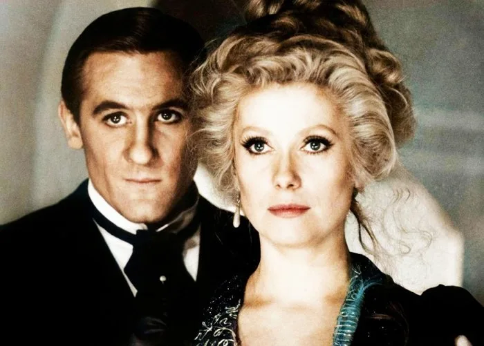 Jean-Pierre Fizet (1942–2018) - Rare - Gerard Depardieu et Catherine Deneuve dans le Dernier Métro (1980)