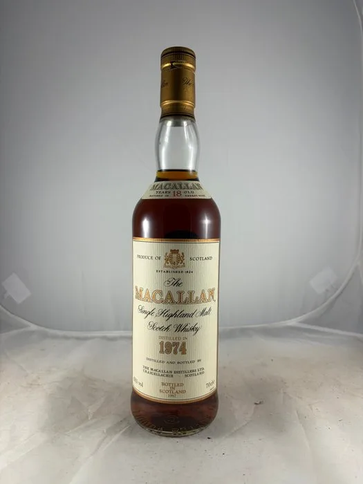 Macallan 1974 18 years old Sherry Wood - b. 1992 - 70cl