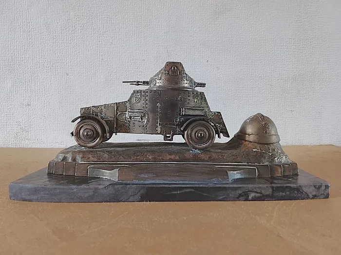 A. Ouver - A. Ouver - Inkwell - Laffly-White (White TBC), Version 1917 Armoured Car - Spelter, Marble