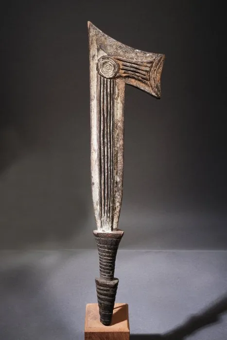 Ntochi Itapi Dengese Knife - Dignity Insignia - Judicial Power - DR Congo