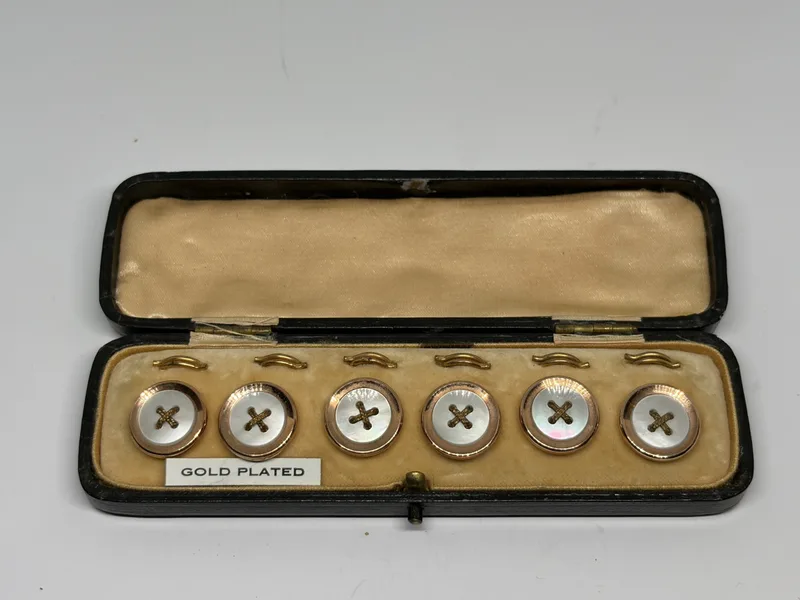 A Gold Pllated Stud Set in a Presentation Box