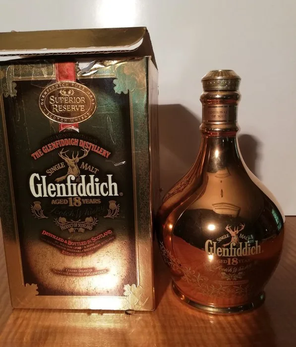Glenfiddich 18 years old Superior Reserve - b. 1990s - 700ml