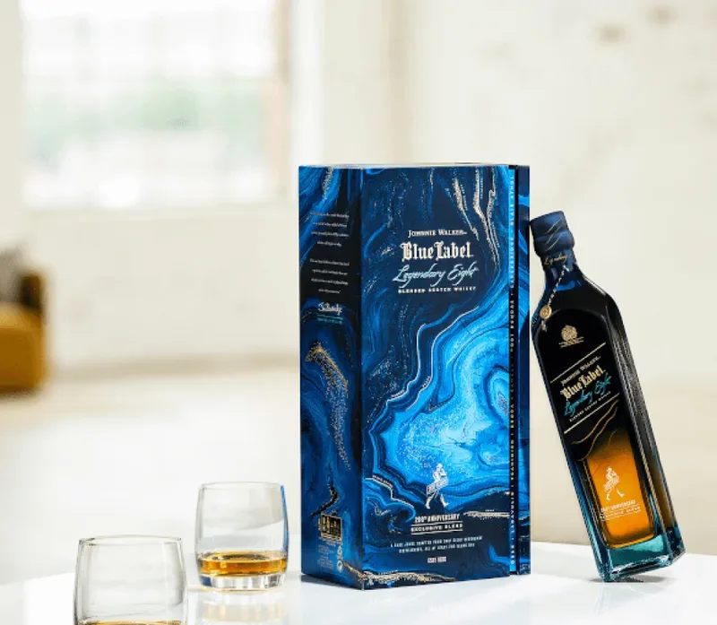 Johnnie Walker Blue Label Ghost & Rare Legendary Eight 200th Anniversary Edition (70cl, 43.8%)