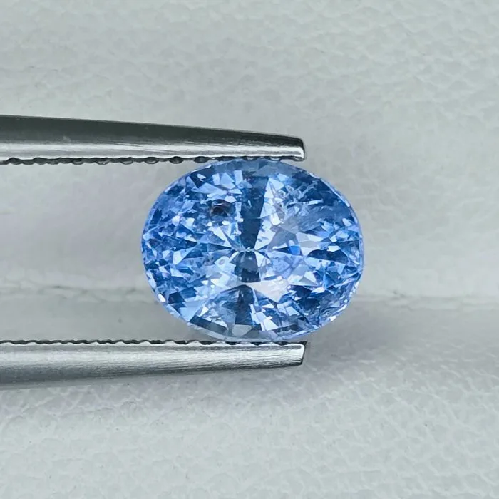 Blue Sapphire - 2.09 ct - Gemological Science International (GSI) - Srilankan MIned Gem
