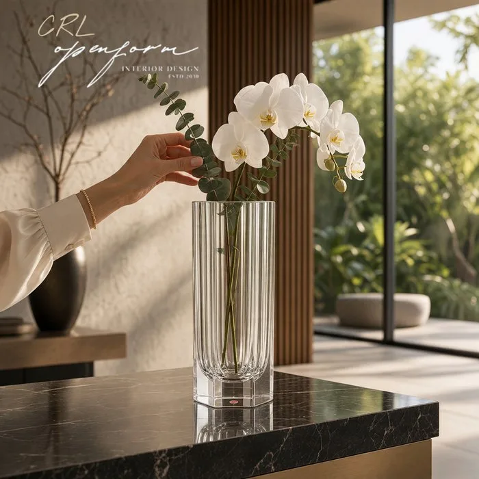 C.R.L Design Italia - Vase - Sculptural Vase Model 'Prisma Column' in Heavy Crystal – Mid-Century Modern Style, 25 cm, Year - Heavy Crystal