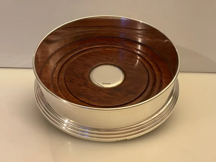 W. I. Broadway & Co - Bottle coaster - Sterling Silver turned mahogany base Champagne bottle coaster holder 1996 - Sterling Silver 925