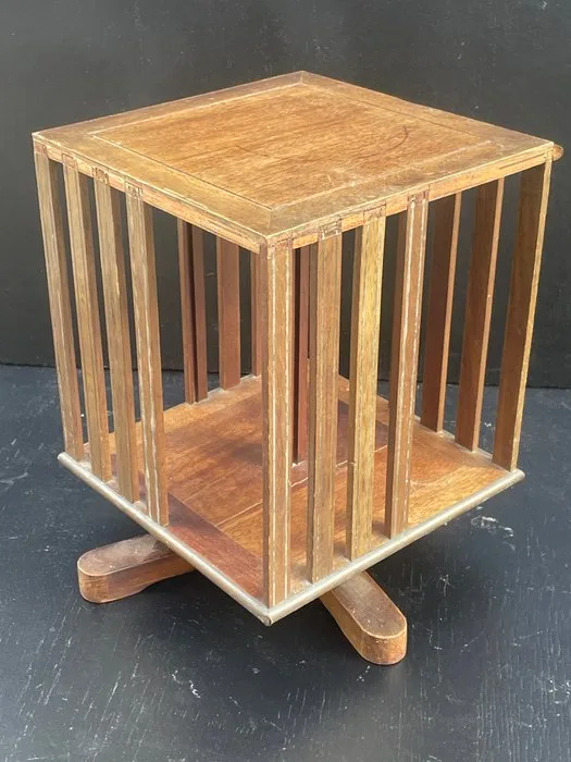 Bookcase - Wood - Revolving bookcase
