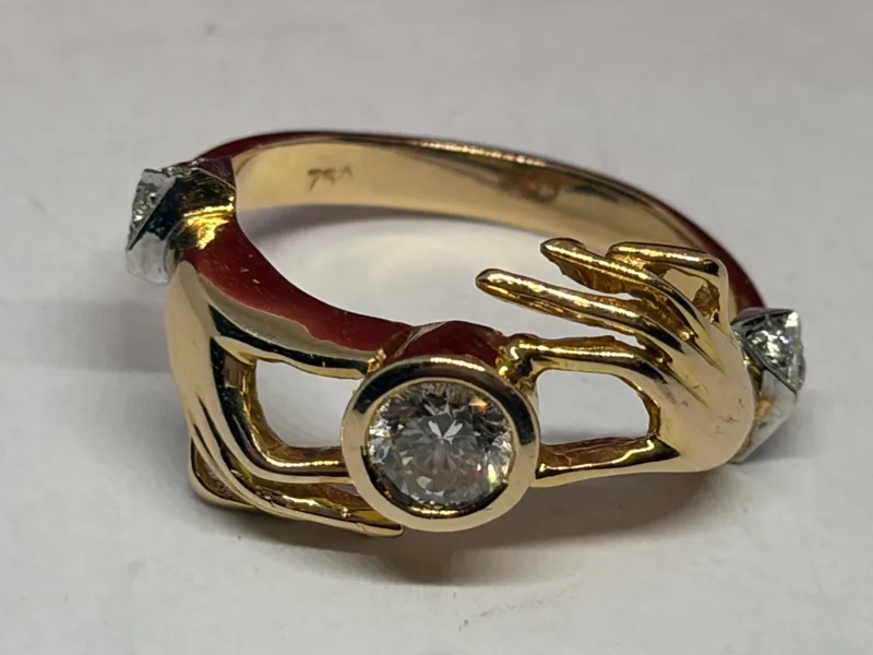 A Carrera Y Carrera 18 Carat Gold Diamond Ring 0.5 Carat, G, Si-1, Gross Weight 5.01 Grams Size 0 in a Presentation Box