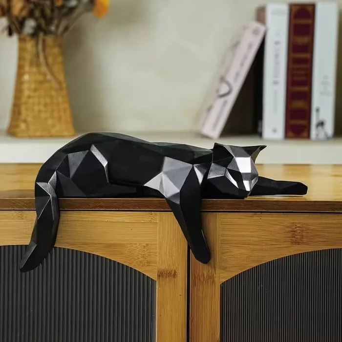 Sparvy - Statuette, "Resting Buddy" - 15 cm - Resin - 2026