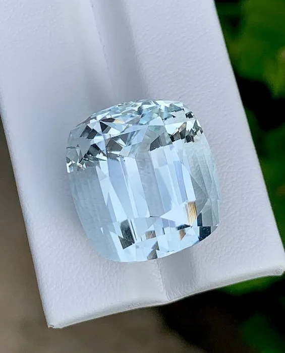 Blue Aquamarine - 45.65 ct - International Colored Gemstone Association (ICA GemLab) - Natural Aquamarine