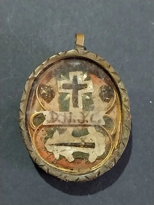 Reliquary - Brass, Glass, Wood, Paper - the 20th century - Holy Cross - Crown of Thorns - Our Lord Jesus Christ