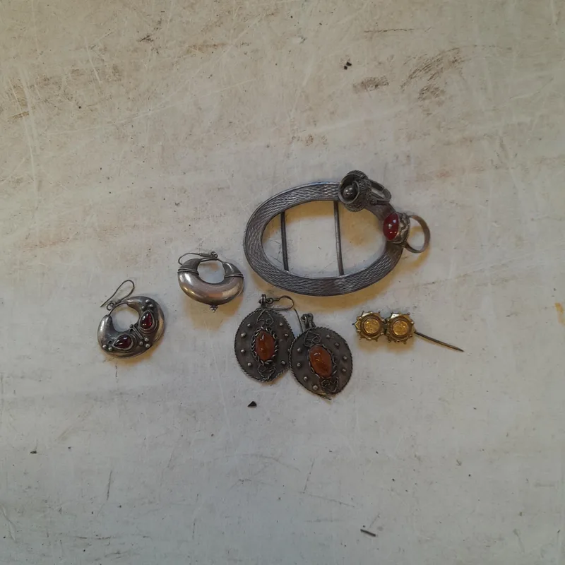 Assorted silver items, 925 and lower grade included : buckle, early 20th century brooch with gold plated reverse
