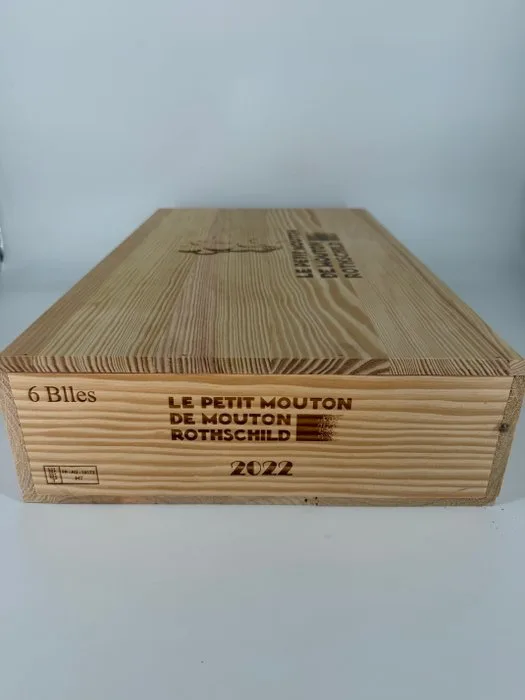 2022 Chateau Mouton Rothschild, le petit Mouton Rothschild - Bordeaux, Pauillac - 6 Bottles (0.75L)