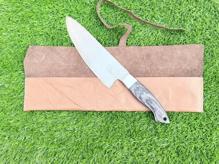 Hekito - Kitchen knife - Chef's knife - Exclusive Vintage Collector Kitchen knife (6032) - Steel Less Steel, Epoxy wood Handle with Leather cover - Japan - Carving knife
