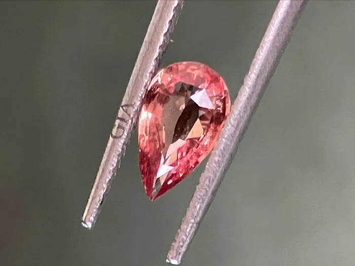 1 pcs Pink, Orange Sapphire padparadscha - 1.04 ct - Gem research Swiss Lab (GRS)