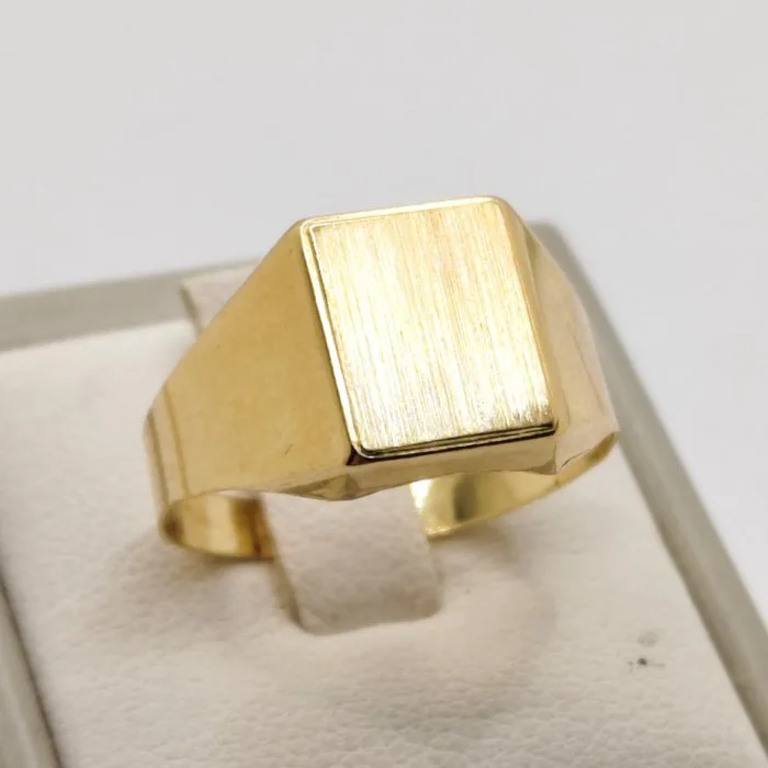Ring - 18 kt. Yellow gold