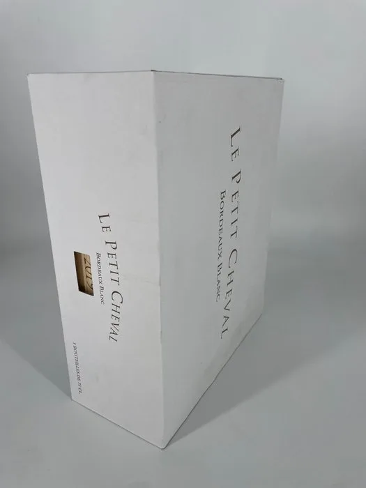 2019 Le Petit Cheval, Bordeaux Blanc by Château Cheval Blanc - Bordeaux - 3 Bottles (0.75L)