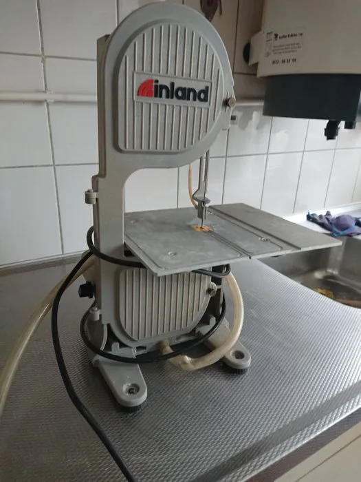 Working tool Industrial - electric bandsaw