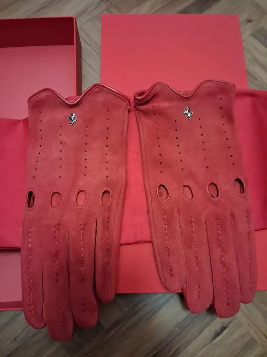 Gloves - Ferrari - 2026