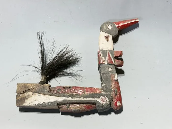 An exciting sculpture this canoe front from Humboldt bay, second half of 20th century - Humboldtbay - Papua New Guinea