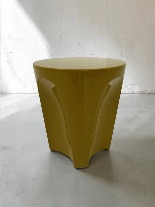 B&B Italia - Naoto Fukasawa - Side table - Colosseum - "NEW" rigid polyurethane with a glossy finish