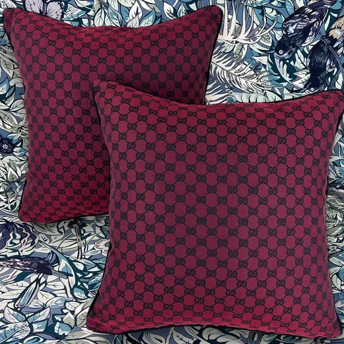 Gucci - New set of two - Cushion