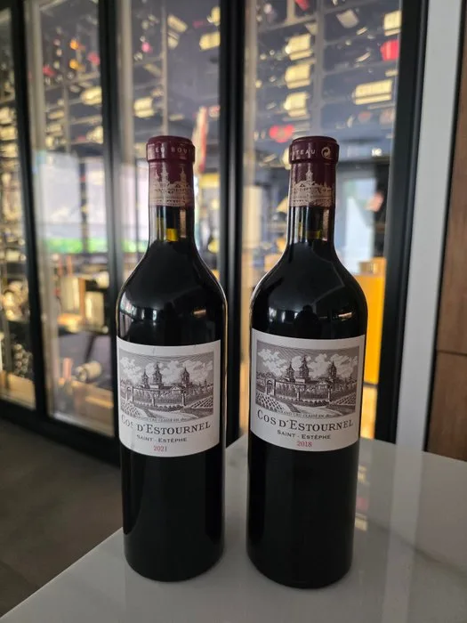 2021 Chateau Cos d'Estournel - Bordeaux, Saint-Estèphe 2ème Grand Cru Classé - 2 Bottles (0.75L)