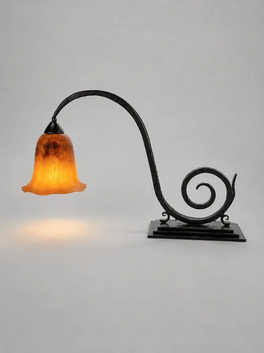 DAUM NANCY — Art Deco Desk Lamp — c. 1920 - Lamp - Gooseneck / Gooseneck Desk Lamp Style: Art Deco - Marble glass (Wrought iron & Marbled glass)