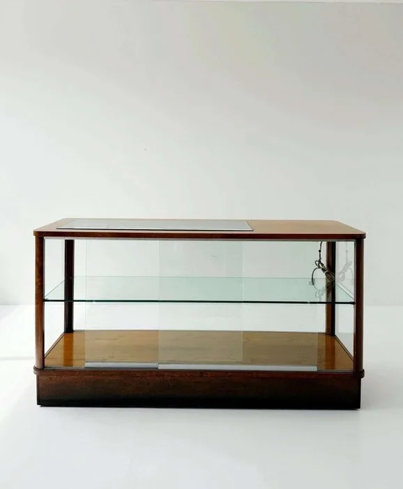 Display case - Wood, Glass