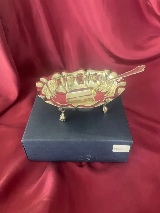 Sugar bowl - Silver