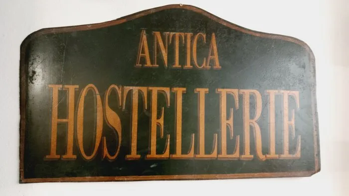 ANTICA HOSTELLERIE - Sign - Wrought iron