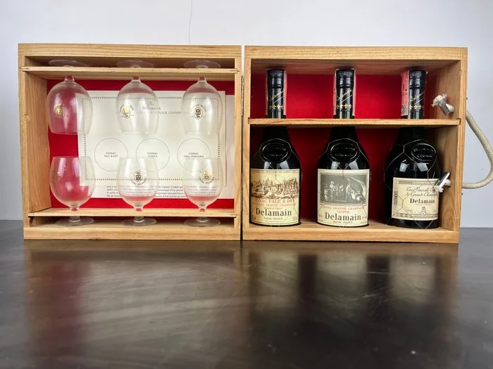 Delamain - Tasting Set with Glasses - Très Vieux Cognacs de Grande Champagne - b. 1980s - 350ml - 3 bottles