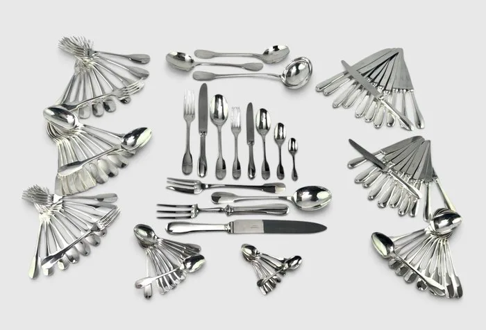 Christofle - Cutlery set (100) - Cluny - fiddle-shaped handles - Silverplated - 12 persons Set