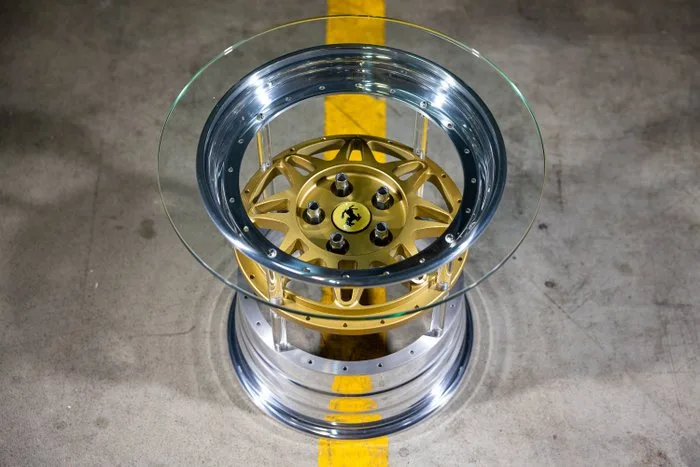 small table - Ferrari - stolik wykonany z felgi Ferrari - 2026