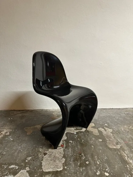 Vitra - Verner Panton - Chair - Panton Chair - Polyurethane - Classic edition