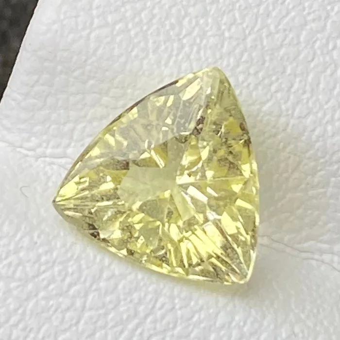 Yellow Beryl (Heliodor) - 2.56 ct - International Colored Gemstone Association (ICA GemLab)