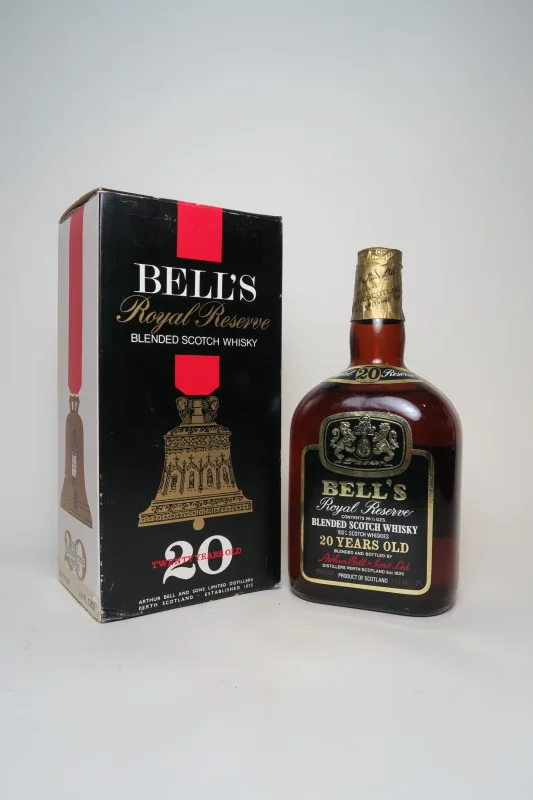 Arthur Bell's 20 Year Old Royal Reserve Blended Scotch Whisky - 1970s (75cl, 43%)