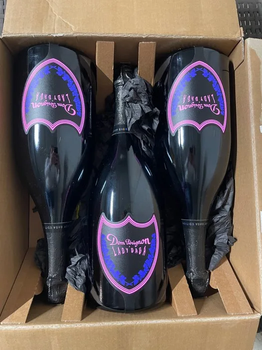 2008 Dom Pérignon, Lady Gaga Luminous - Champagne Rosé, Brut - 3 Magnums (1.5L)