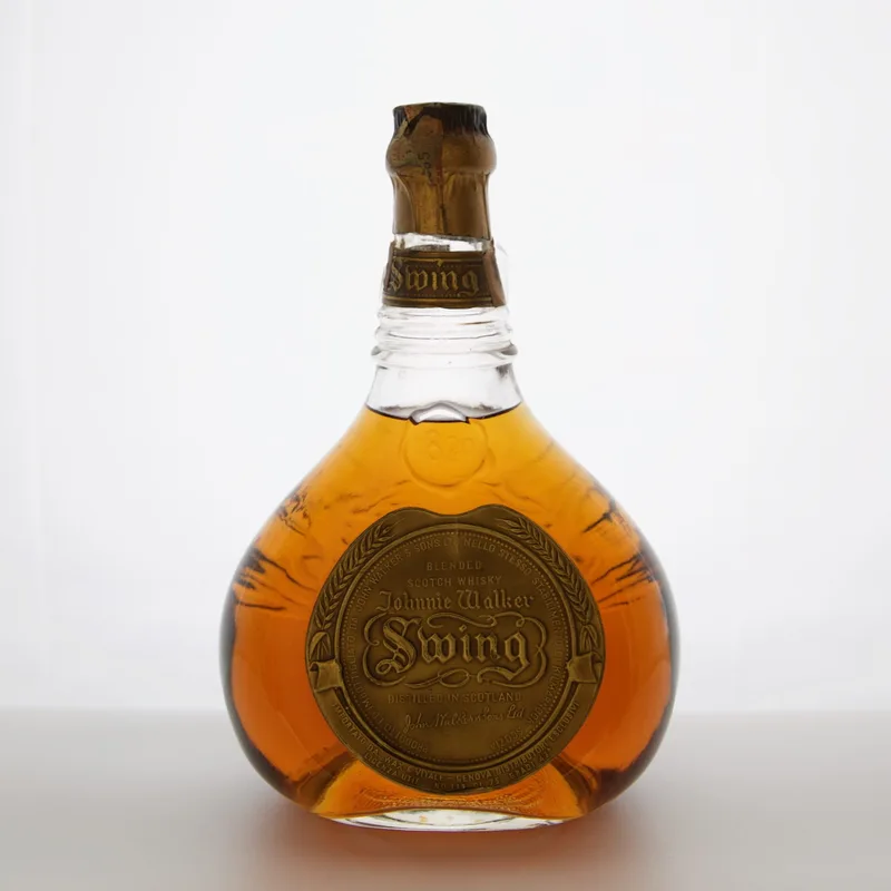 Johnnie Walker Swing / Wax & Vitale Import (75cl, 43%)