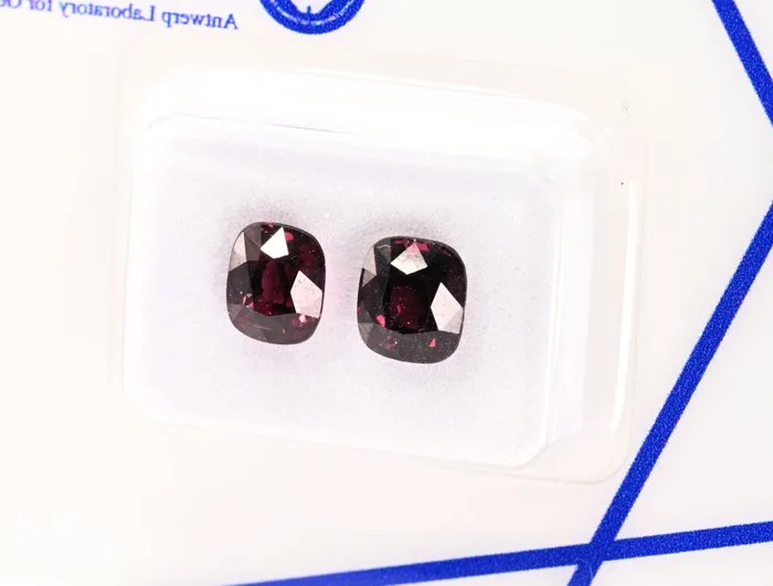 2 pcs Pink, Purple Spinel - 2.43 ct - Antwerp Laboratory for Gemstone Testing (ALGT)
