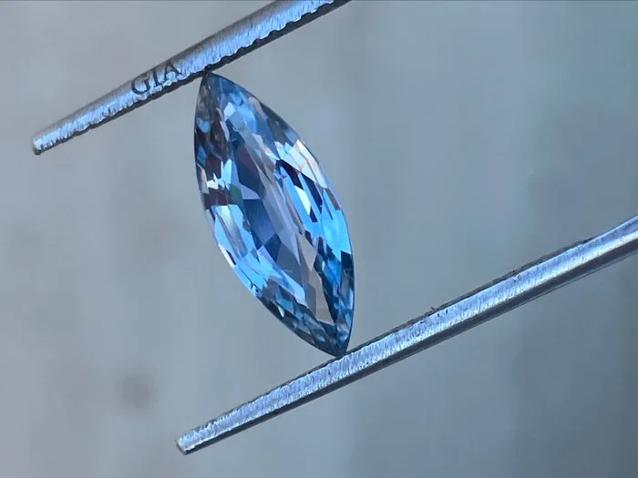 1 pcs Blue Sapphire - 2.24 ct - Gemological Institute of America (GIA)