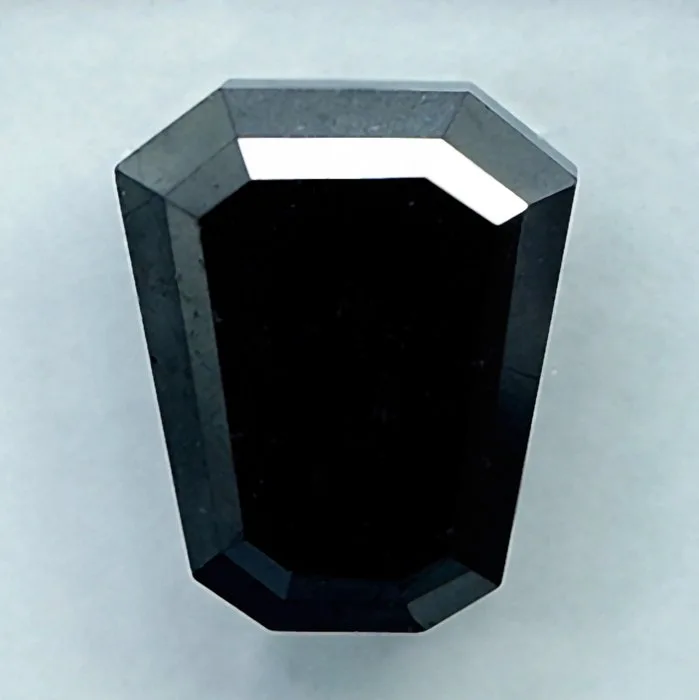 1 pcs Diamond (Colour-treated) - 1.94 ct - Octagon Black - Not specified in lab report - International Gemological Institute (IGI)