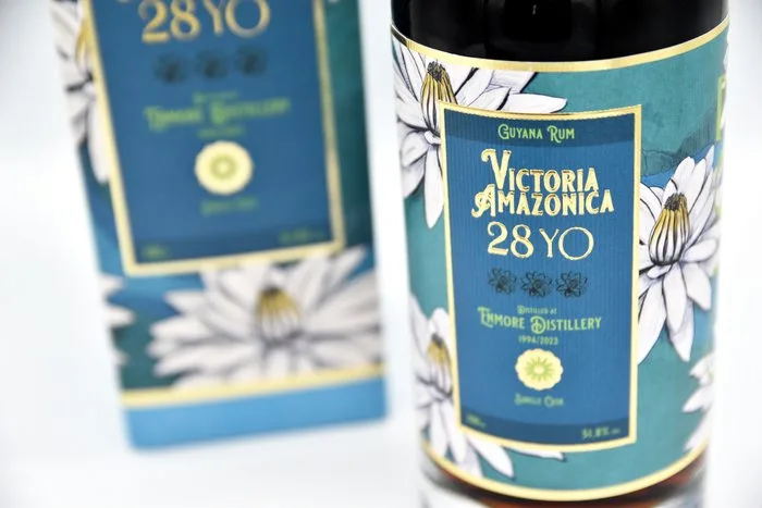 Enmore 1994 28 years old Distilia - Victoria Amazonica - Floral Rum Series - b. 2023 - 700ml
