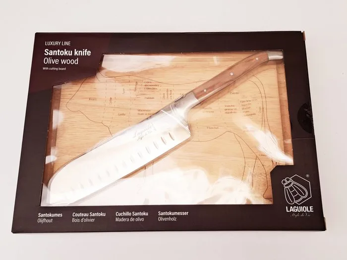 Laguiole - Santoku Knife - with cutting board - Olive Wood - Kitchen knife - Stainless steel - Netherlands
