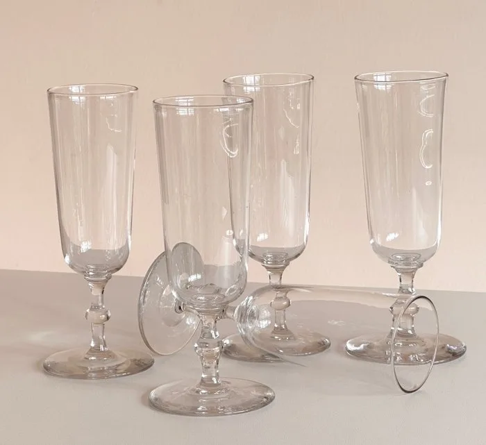 Baccarat - Champagne flute (5) - Cylindrique jambe droite a bouton - Crystal - Very Rare