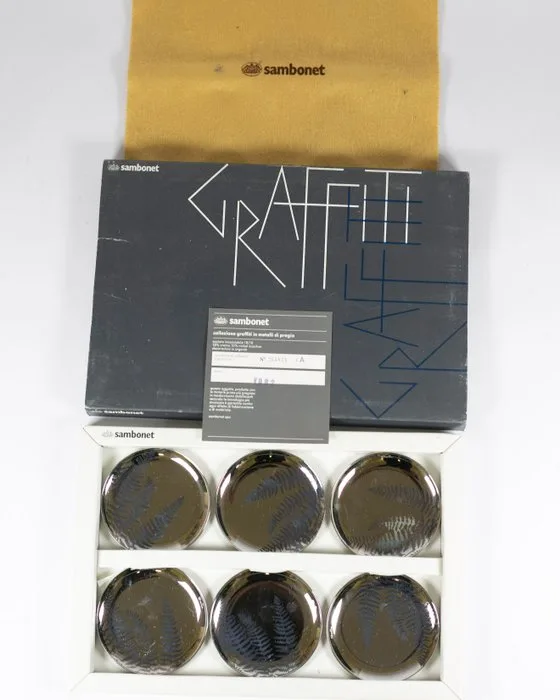 Sambonet - Coaster (6) - Coasters Ø 9 cm approx - stainless steel 18/10 (18% chromium, 10% nickel), silver decorations - Felce – 6 coasters in